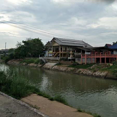 Khun Pra Chote Homestay & Guesthouse Аюттхая Экстерьер фото